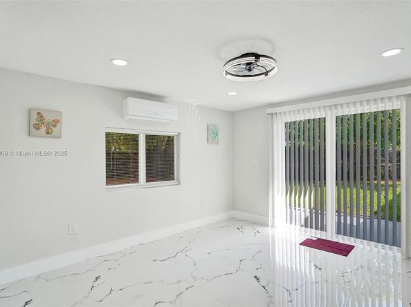 1143 NW 18th St, Fort Lauderdale FL 33311