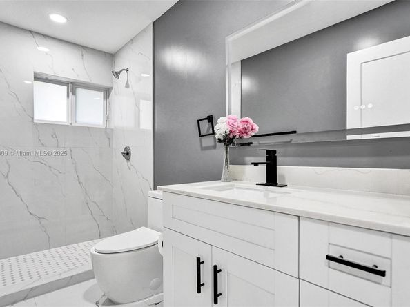 1143 NW 18th St, Fort Lauderdale FL 33311