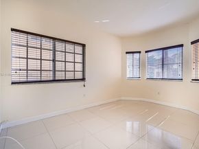 949 NE 41st Ave, Homestead FL 33033