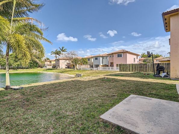 949 NE 41st Ave, Homestead FL 33033