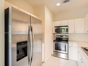 949 NE 41st Ave, Homestead FL 33033