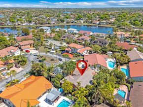 15012 SW 45th Ln, Miami FL 33185
