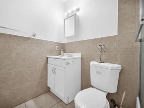 12890 NE 8th Ave 203, North Miami FL 33161