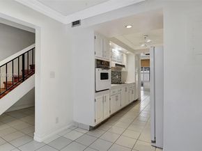 205 Dunwoody Ln 1785, Hollywood FL 33021