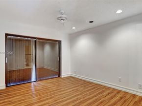 205 Dunwoody Ln 1785, Hollywood FL 33021