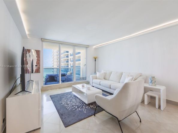 2301 Collins Ave 1025, Miami Beach FL 33139