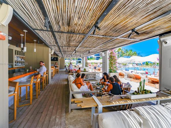 2301 Collins Ave 1025, Miami Beach FL 33139