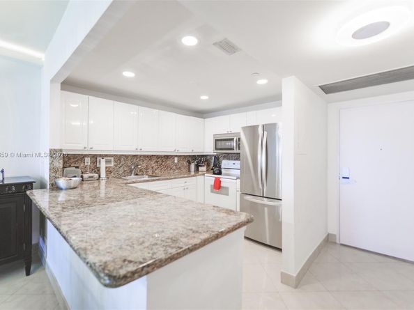 2301 Collins Ave 1025, Miami Beach FL 33139