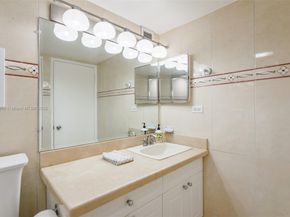 2301 Collins Ave 1025, Miami Beach FL 33139