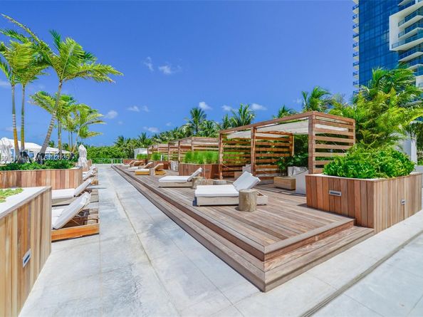 2301 Collins Ave 1025, Miami Beach FL 33139