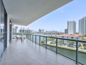 3250 NE 188th St 608, Aventura FL 33180