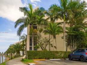 116 Lake Emerald Dr 408, Oakland Park FL 33309