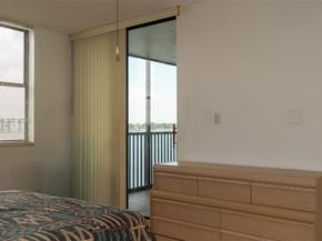 116 Lake Emerald Dr 408, Oakland Park FL 33309