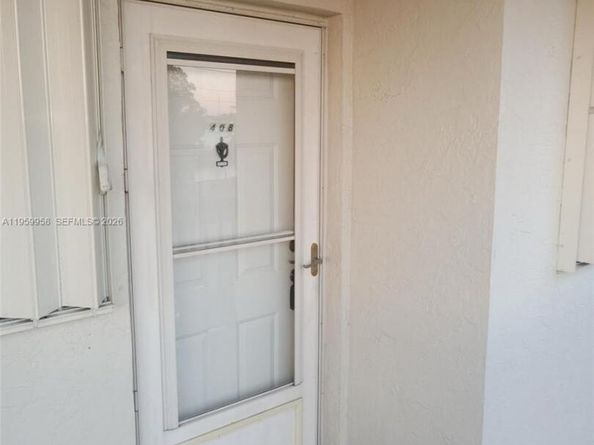 116 Lake Emerald Dr 408, Oakland Park FL 33309
