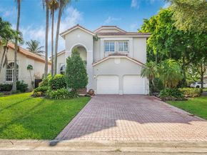5805 NW 108th Pl, Doral FL 33178