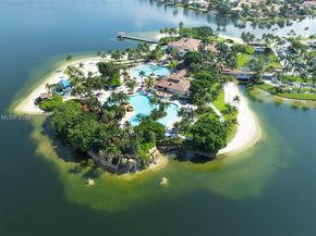 5805 NW 108th Pl, Doral FL 33178