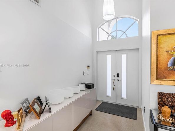 5805 NW 108th Pl, Doral FL 33178