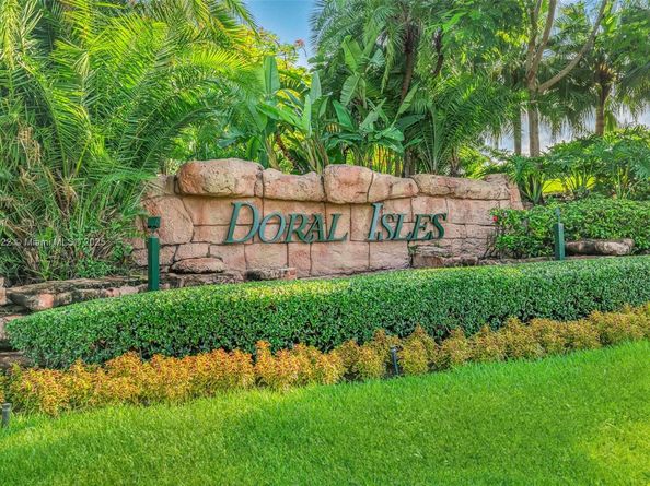 5805 NW 108th Pl, Doral FL 33178