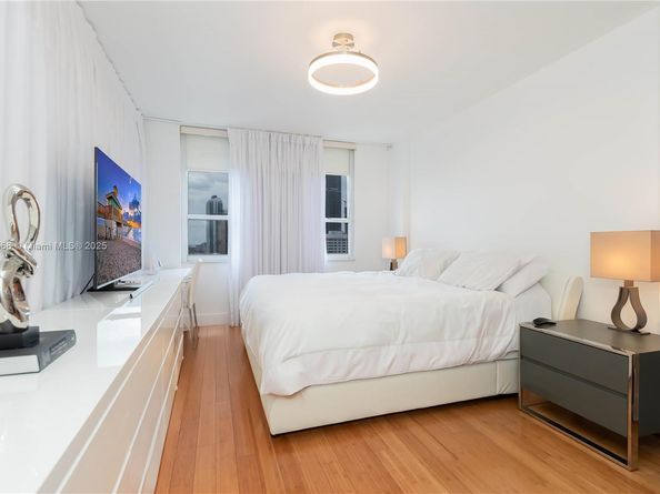 701 Brickell Key Blvd 1912, Miami FL 33131