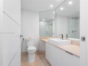 701 Brickell Key Blvd 1912, Miami FL 33131