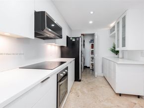 701 Brickell Key Blvd 1912, Miami FL 33131