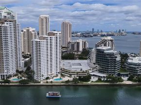 701 Brickell Key Blvd 1912, Miami FL 33131