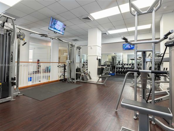 701 Brickell Key Blvd 1912, Miami FL 33131