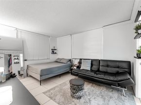 9320 Fountainebleau Blvd 215, Miami FL 33172