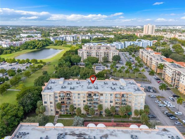 9320 Fountainebleau Blvd 215, Miami FL 33172