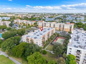 9320 Fountainebleau Blvd 215, Miami FL 33172