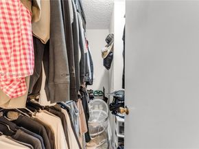 9320 Fountainebleau Blvd 215, Miami FL 33172