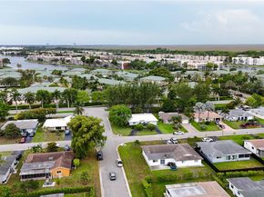 10300 NW 80th Ct, Tamarac FL 33321