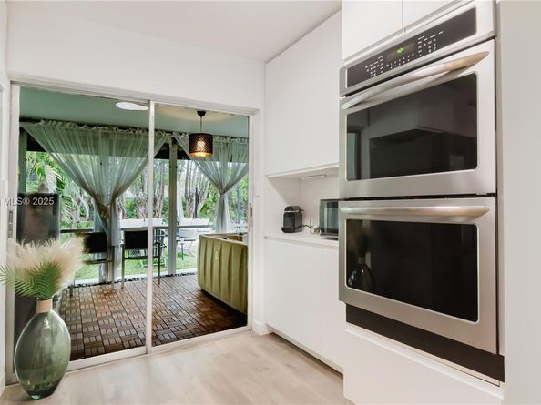 10300 NW 80th Ct, Tamarac FL 33321