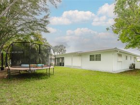 10300 NW 80th Ct, Tamarac FL 33321
