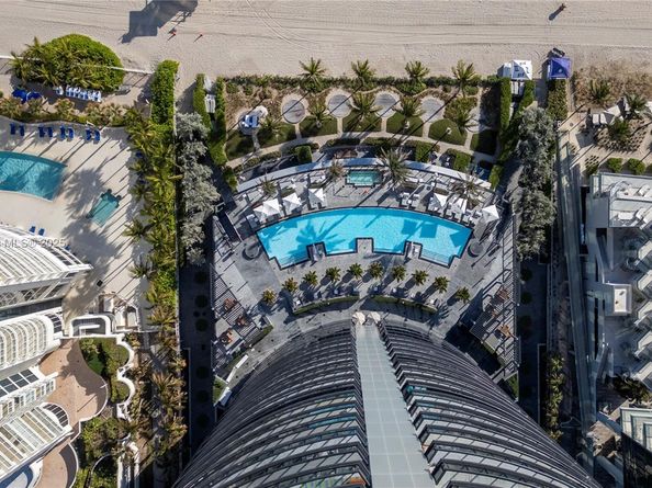 18555 Collins Ave 2303, Sunny Isles Beach FL 33160