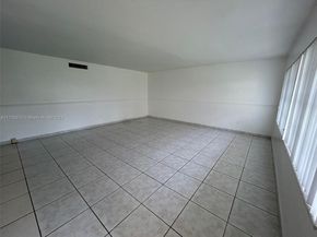 11855 NE 19th Dr 8, North Miami FL 33181