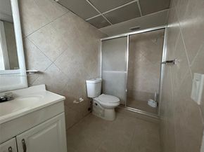 11855 NE 19th Dr 8, North Miami FL 33181