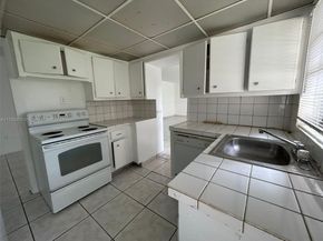 11855 NE 19th Dr 8, North Miami FL 33181