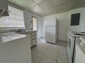11855 NE 19th Dr 8, North Miami FL 33181