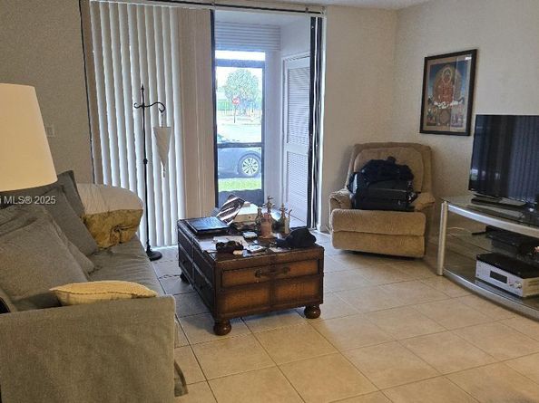 8500 SW 133rd Ave Rd 104, Miami FL 33183