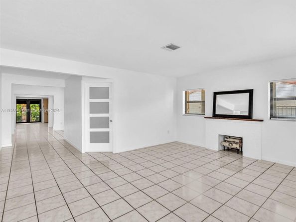 6460 SW 2nd St, Miami FL 33144