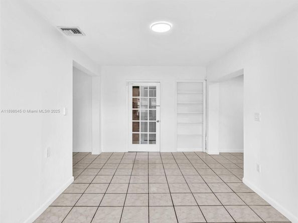 6460 SW 2nd St, Miami FL 33144