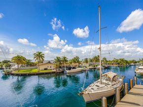 2450 NE 135th St 1006, North Miami FL 33181
