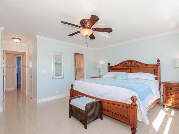 200 NE 14th Ave 524, Hallandale Beach FL 33009