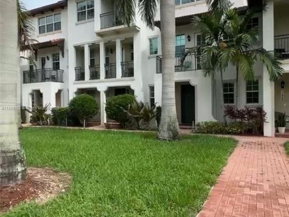 11970 SW 29th St, Miramar FL 33025