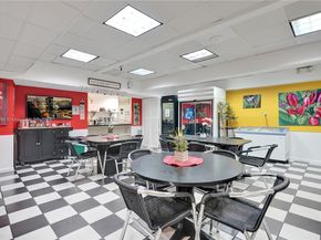 20191 E Country Club Dr 2606, Aventura FL 33180