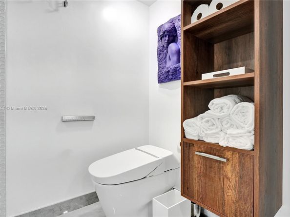 20191 E Country Club Dr 2606, Aventura FL 33180