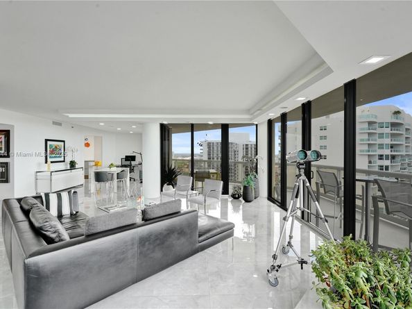 20191 E Country Club Dr 2606, Aventura FL 33180