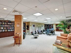 20191 E Country Club Dr 2606, Aventura FL 33180