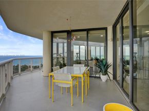 20191 E Country Club Dr 2606, Aventura FL 33180